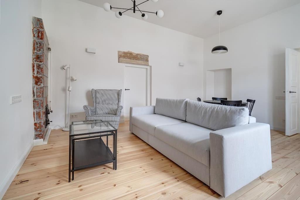 Spacious 2-Bedroom Flat In Old Town By Urban Rent 빌뉴스 외부 사진