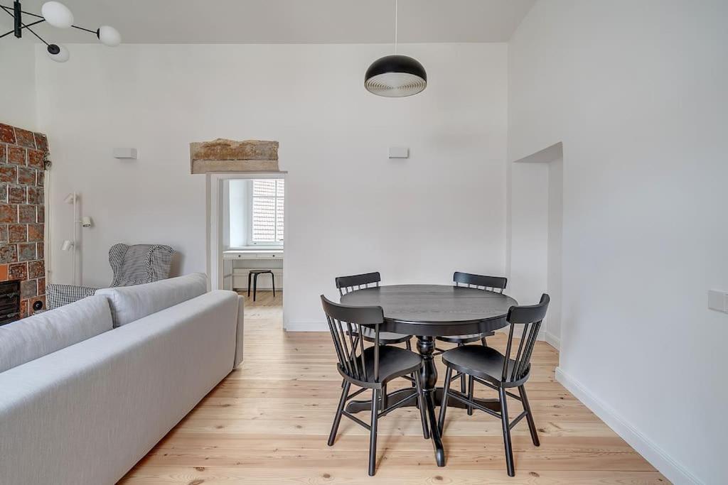 Spacious 2-Bedroom Flat In Old Town By Urban Rent 빌뉴스 외부 사진